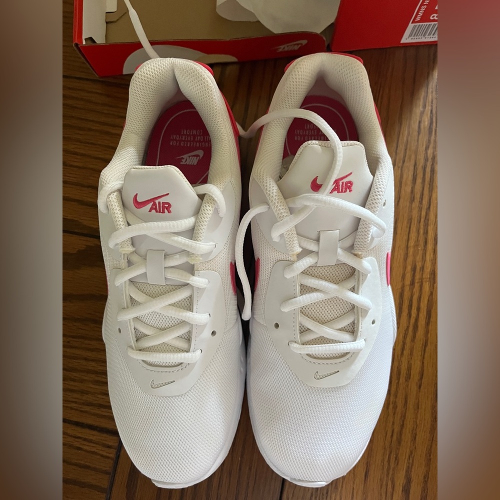 Nike Air Sneakers in White and Pink